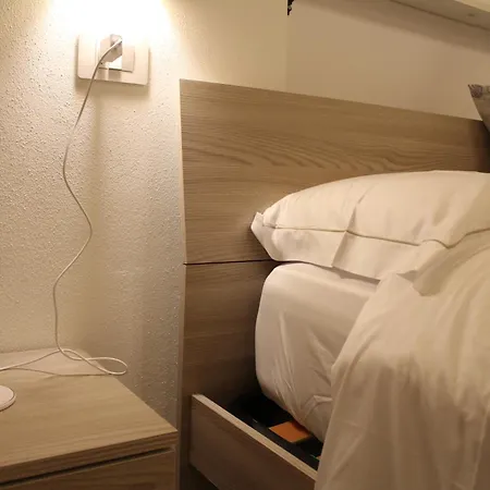 Aparthotel Le Dolci Dimore Di Ila E Simo - Romeo